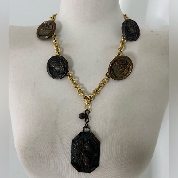 Vintage Assemblage Antique Button On 80s Chain Necklace WOW - Picture 1 of 14